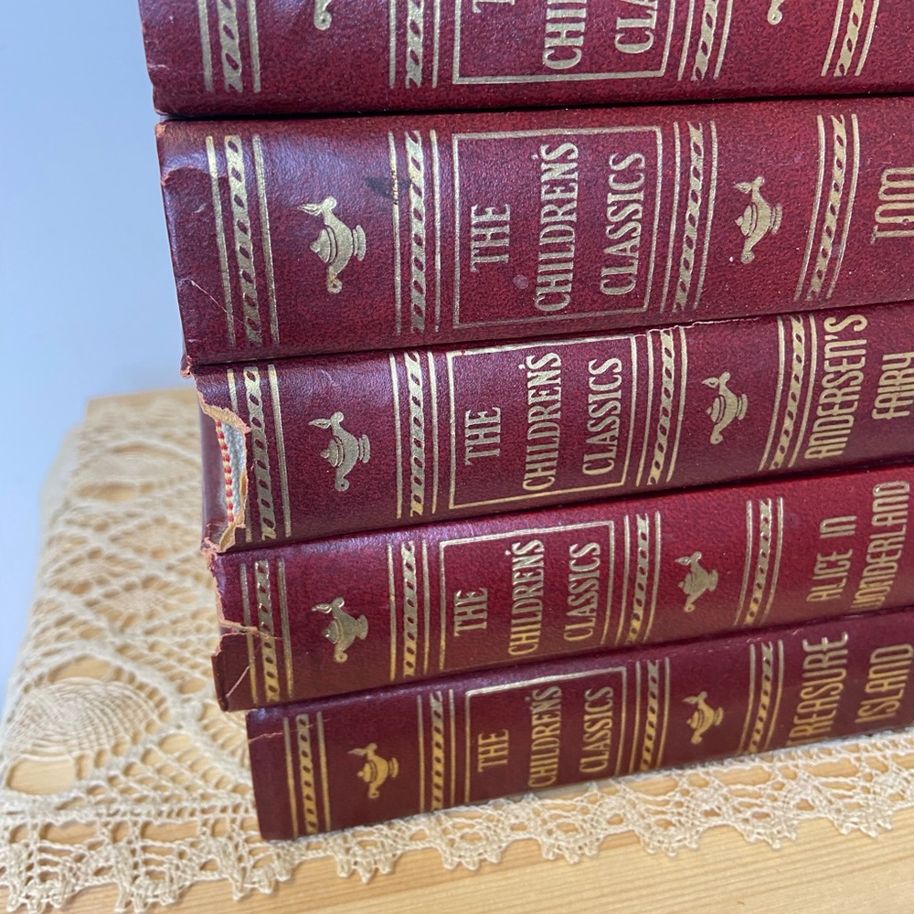 The Children’s Classics Book Set of 10 Vols Red Faux Leather John C. Winston - Picture 2 of 11
